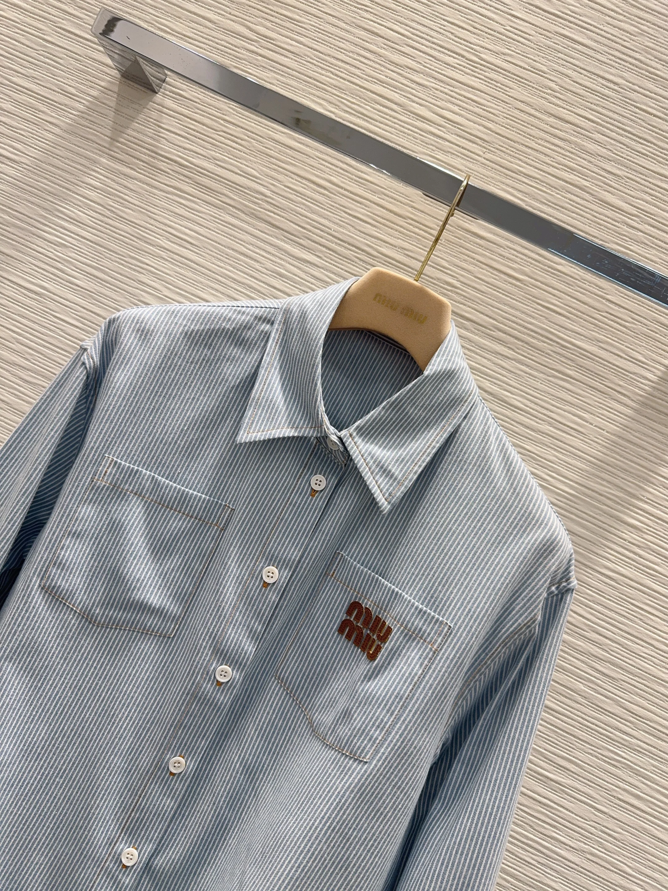 미우미우 2026 SS 여성 셔츠 97187 Miu Miu Shirt 상세 이미지 11