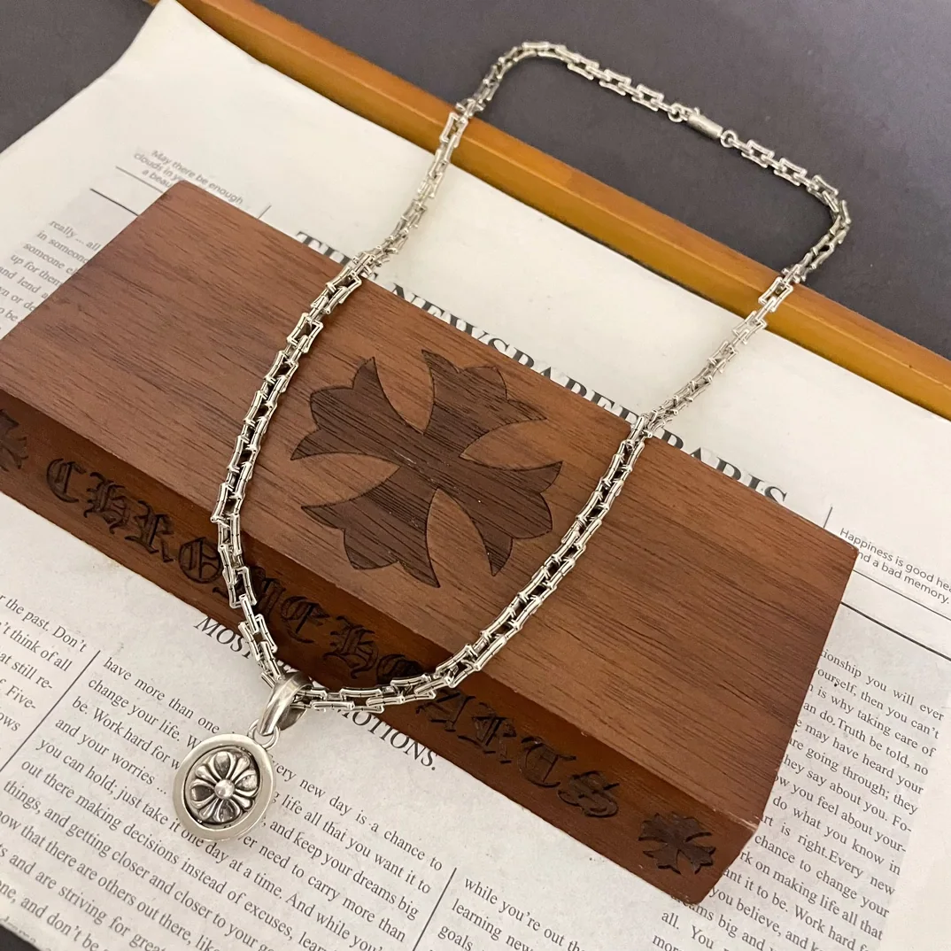 크롬하츠 클래식 레트로 뱀부 크로스 펜던트 목걸이 상세 이미지 8
