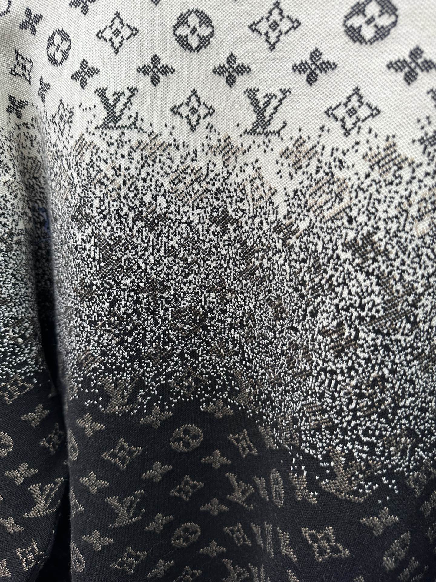 루이비통 로고 모노그램 오버핏 워싱 남성 맨투맨 레플리카 46297 Louis Vuitton 상세 이미지 9