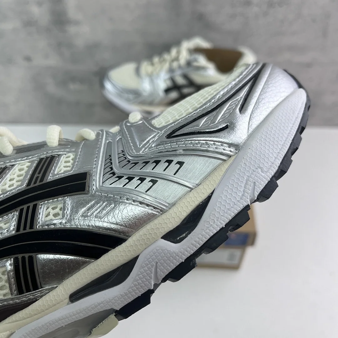 아식스 [TOP] 젤 카야노 14 1201A019-108 200244 Asics Gel-Kayano 14 Cream Black Metallic 상세 이미지 9