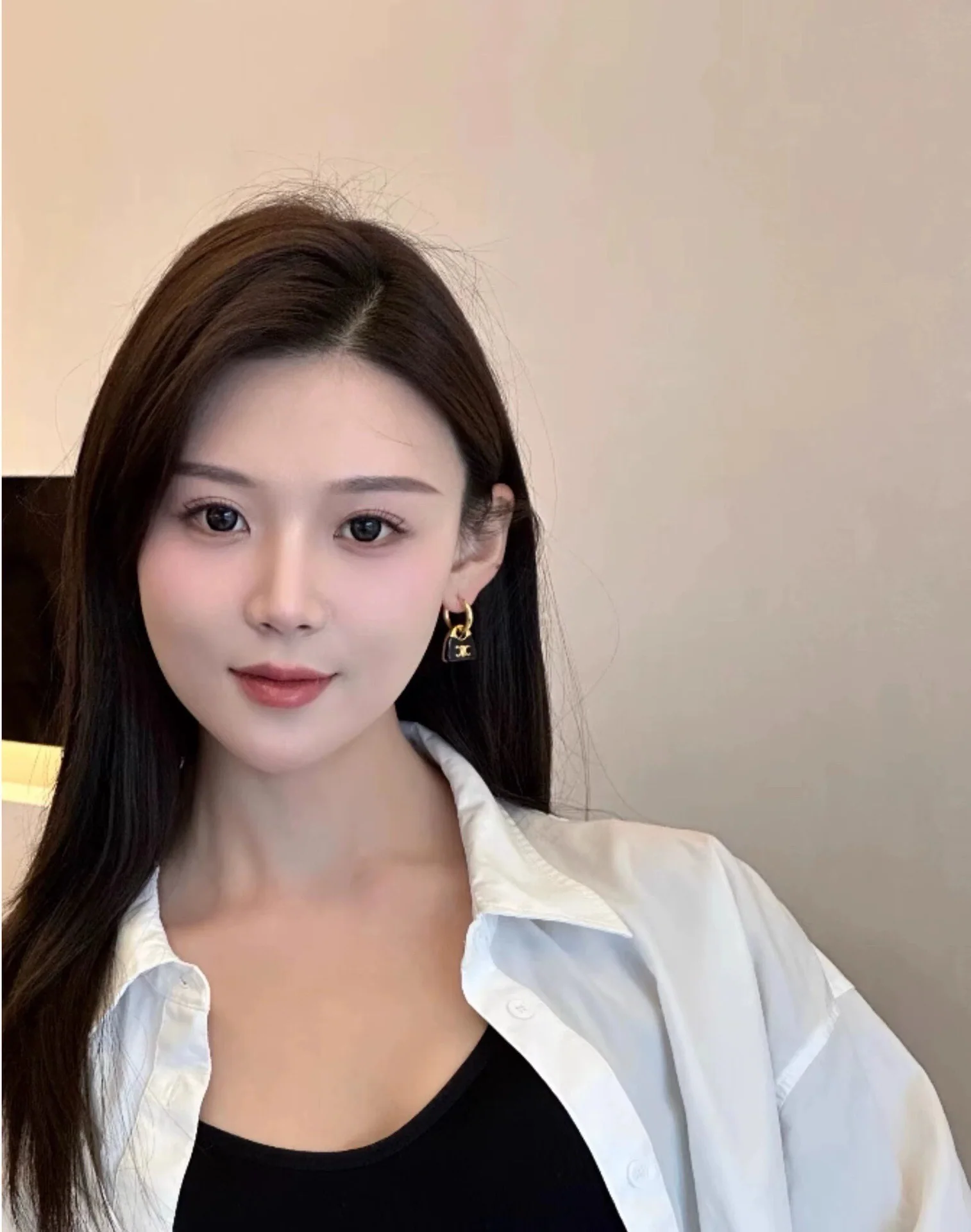 셀린느 블랙 골드 귀걸이 상세 이미지 3