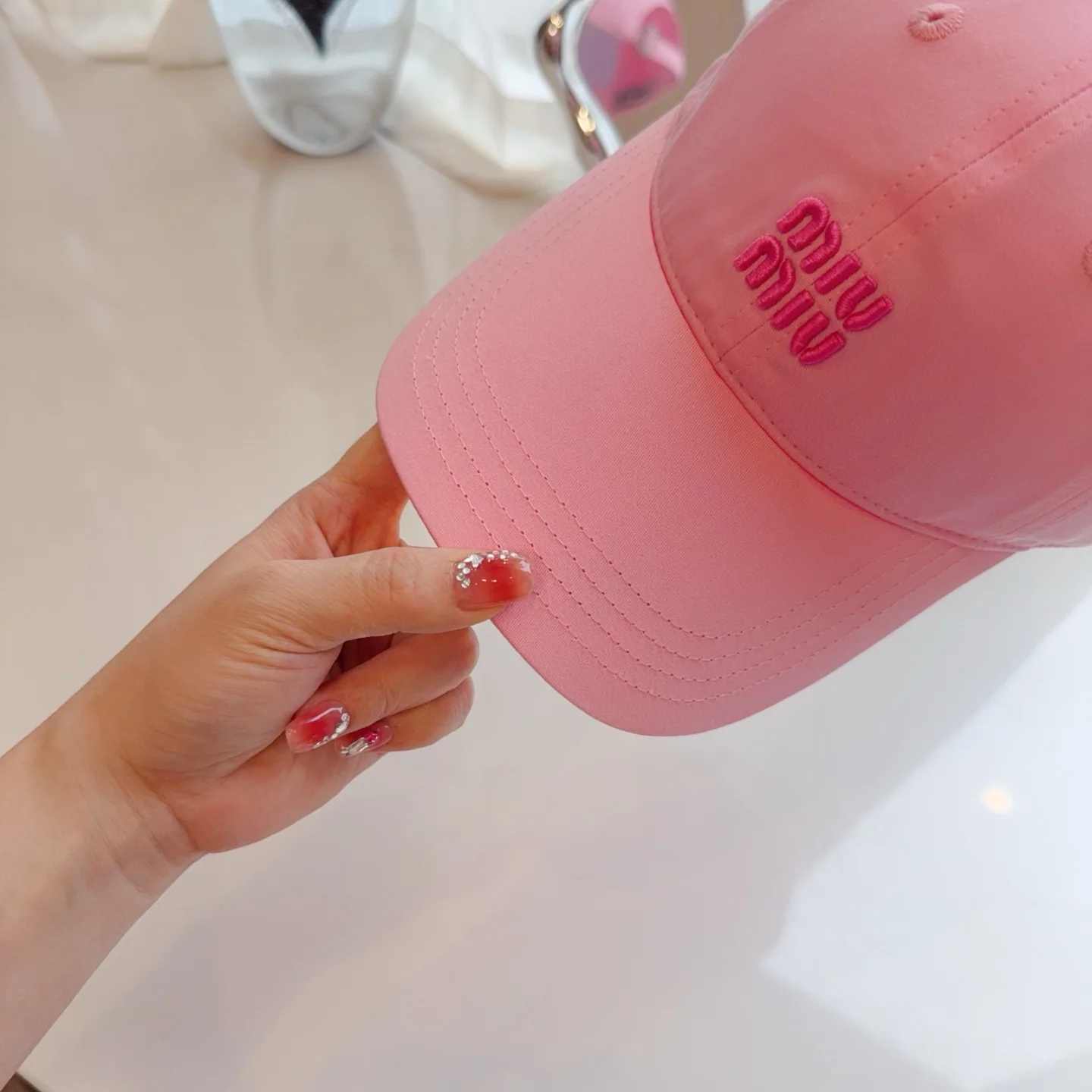 미우미우 캔디 컬러 야구모자 상세 이미지 3
