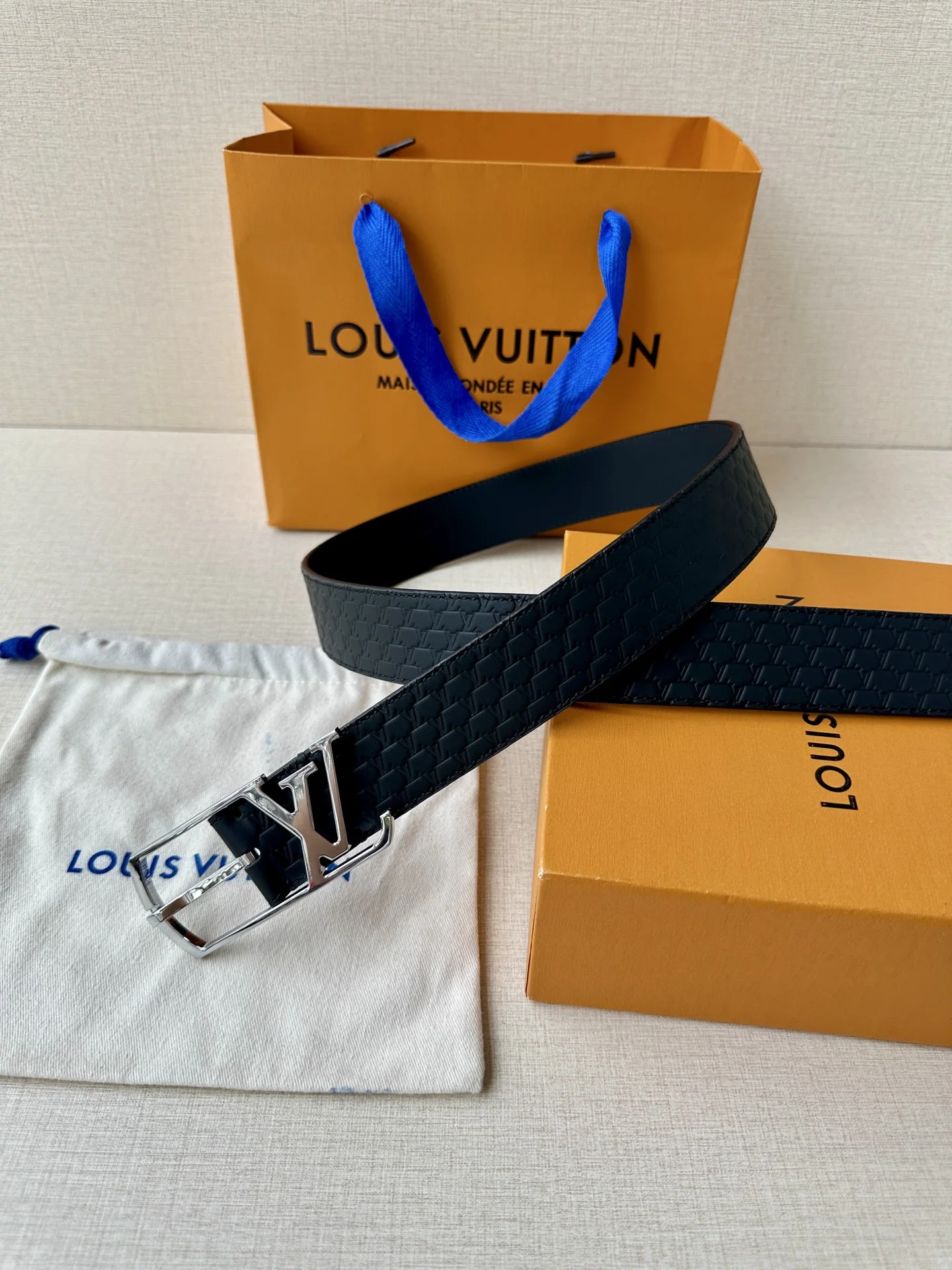 루이비통 LV 에어로그람 양면 벨트 상세 이미지 6