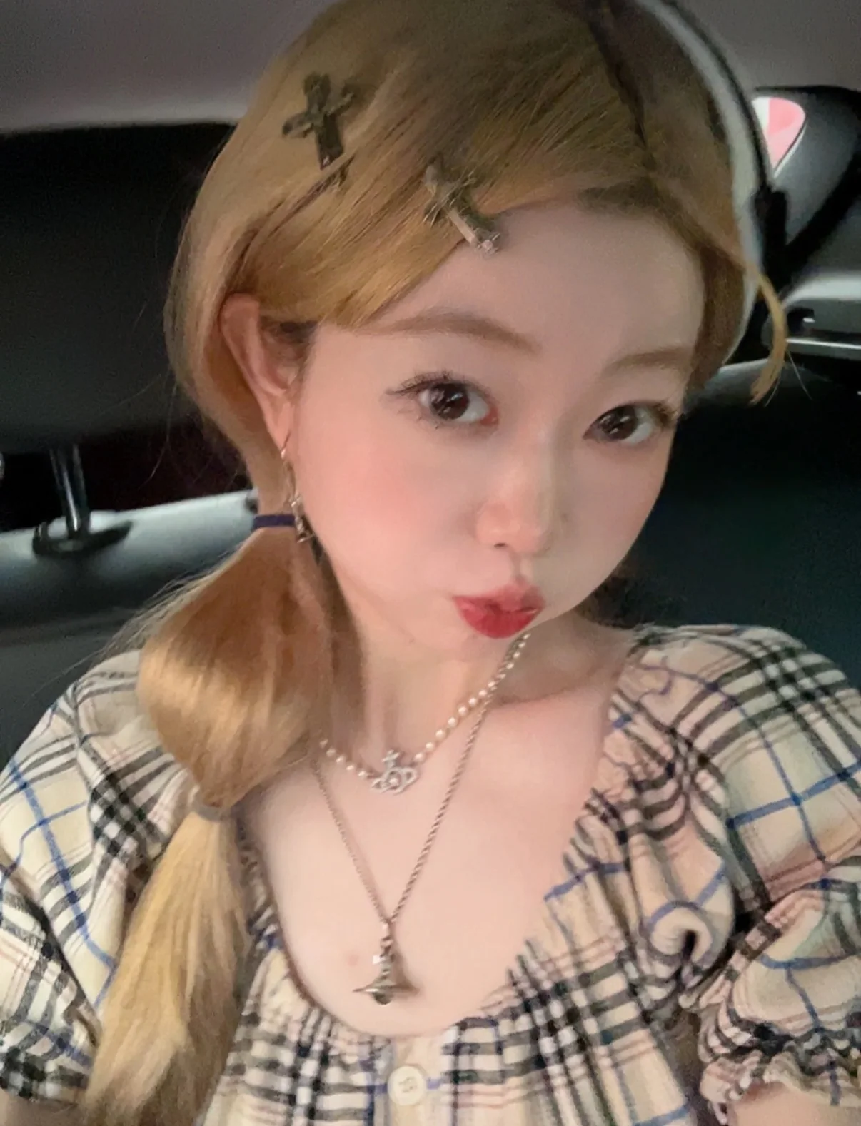 비비안웨스트우드 크리스탈 진주 장식 목걸이 상세 이미지 2