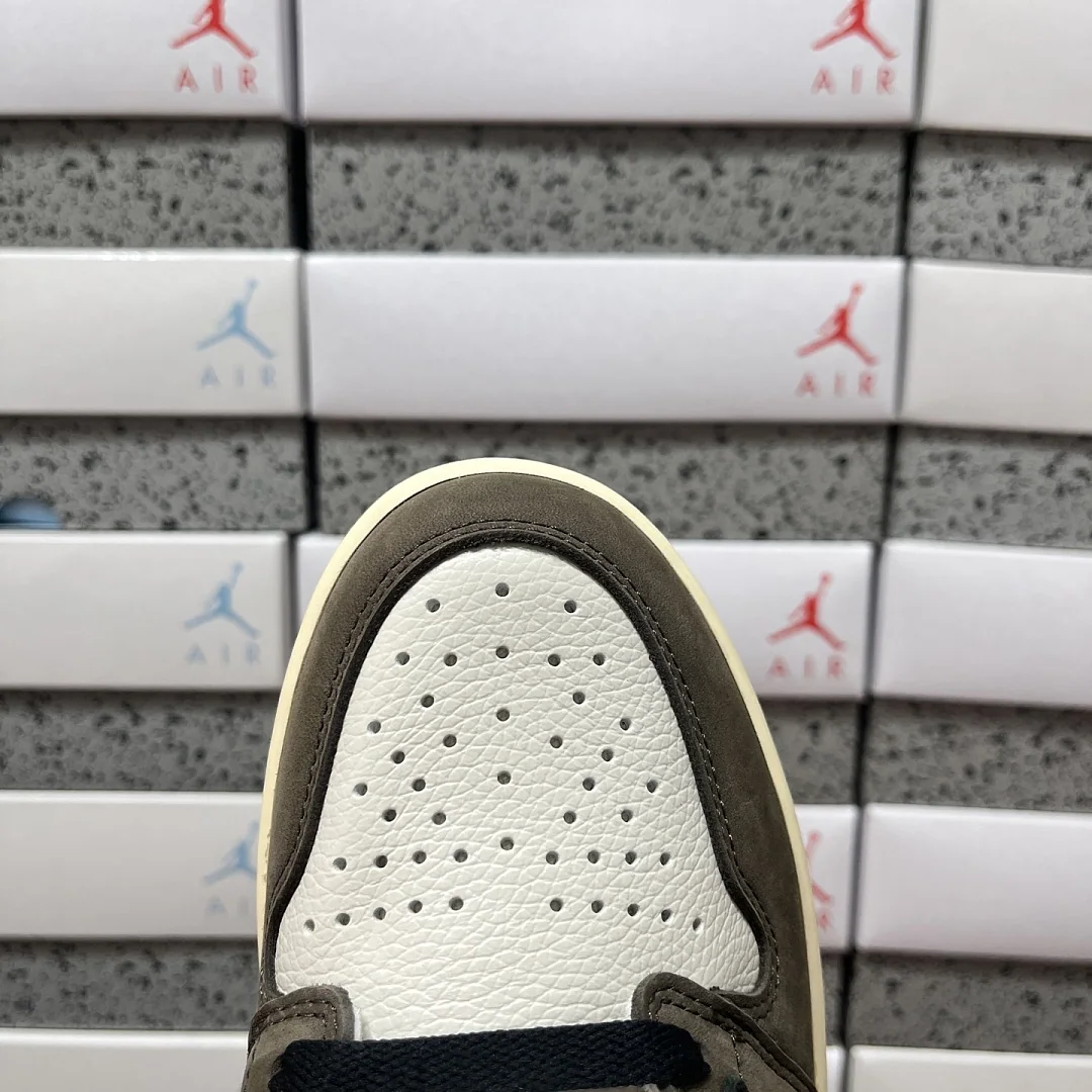 나이키 [PK] 브라운 CD4487-100 201954 Nike Travis Scott Mocha 상세 이미지 6