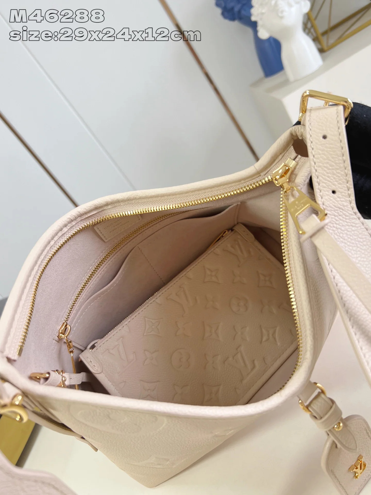 루이비통 에피 모노그램 캐리올 스몰 가방 M46288 상세 이미지 8