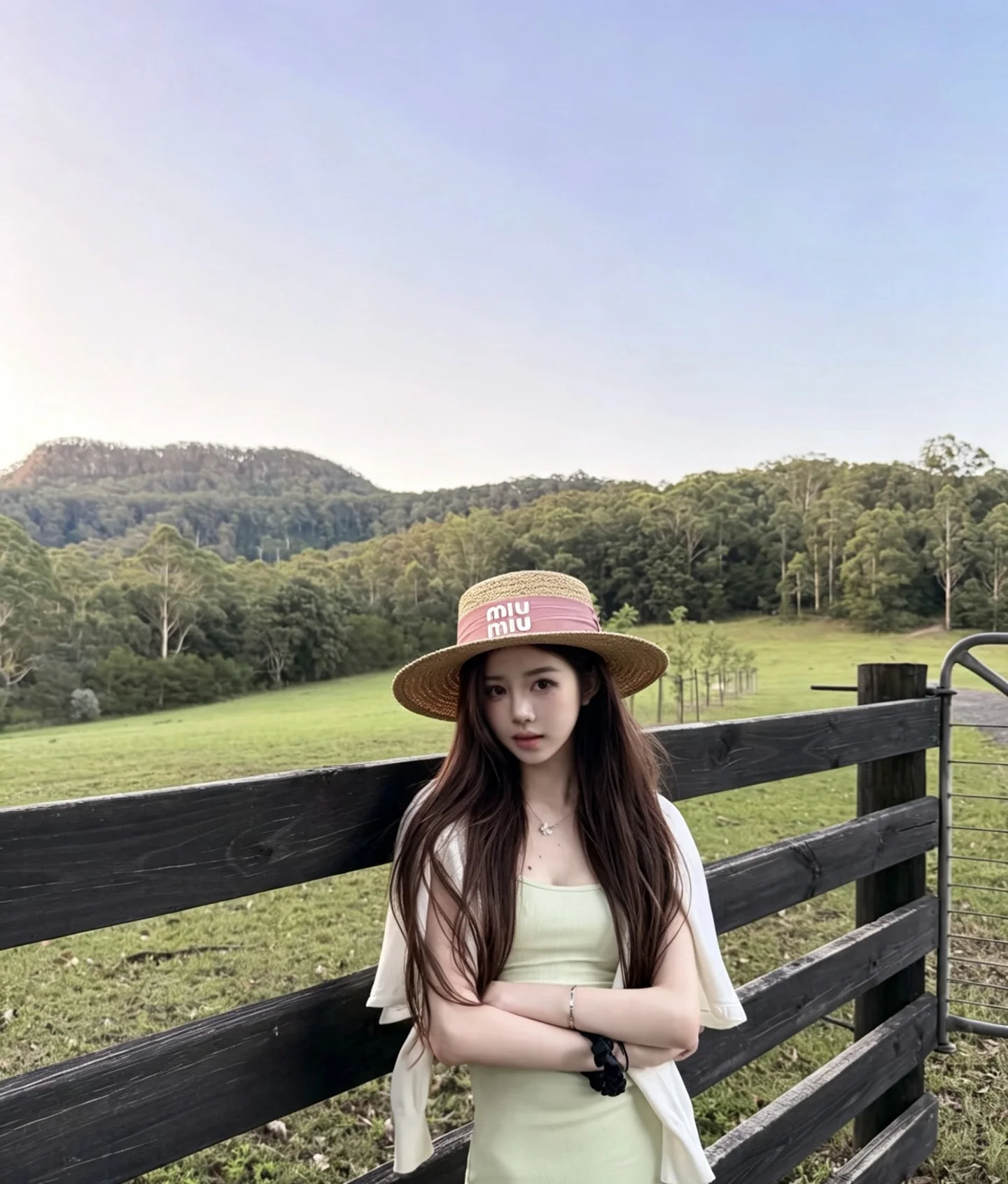 미우미우 라피아 플랫탑 모자 상세 이미지 7