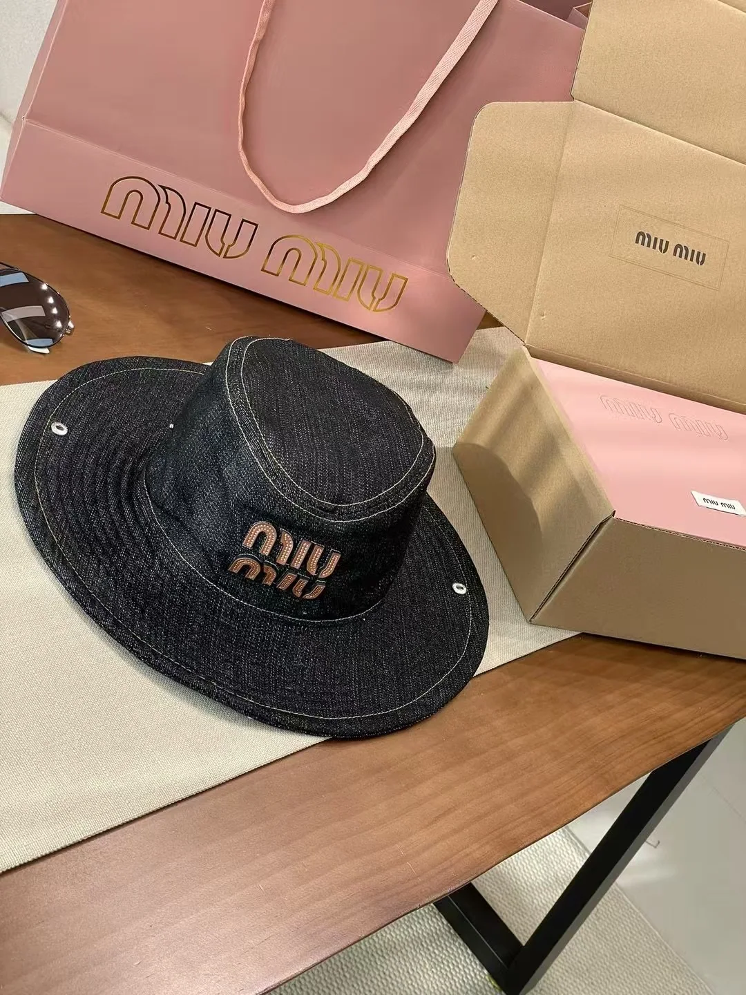 미우미우 모자 80928 Miu Miu Cap 상세 이미지 2