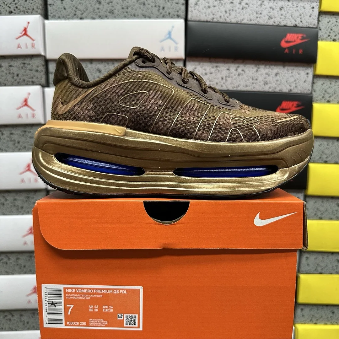 나이키 [M] 보메로 프리미엄 IQ0028-200 201662 Nike Vomero Premium Flat Stout