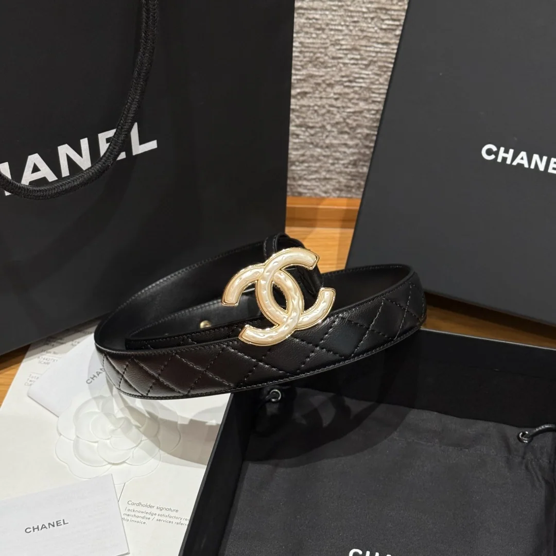 샤넬 더블 C 메탈 로고 램스킨 벨트 상세 이미지 2