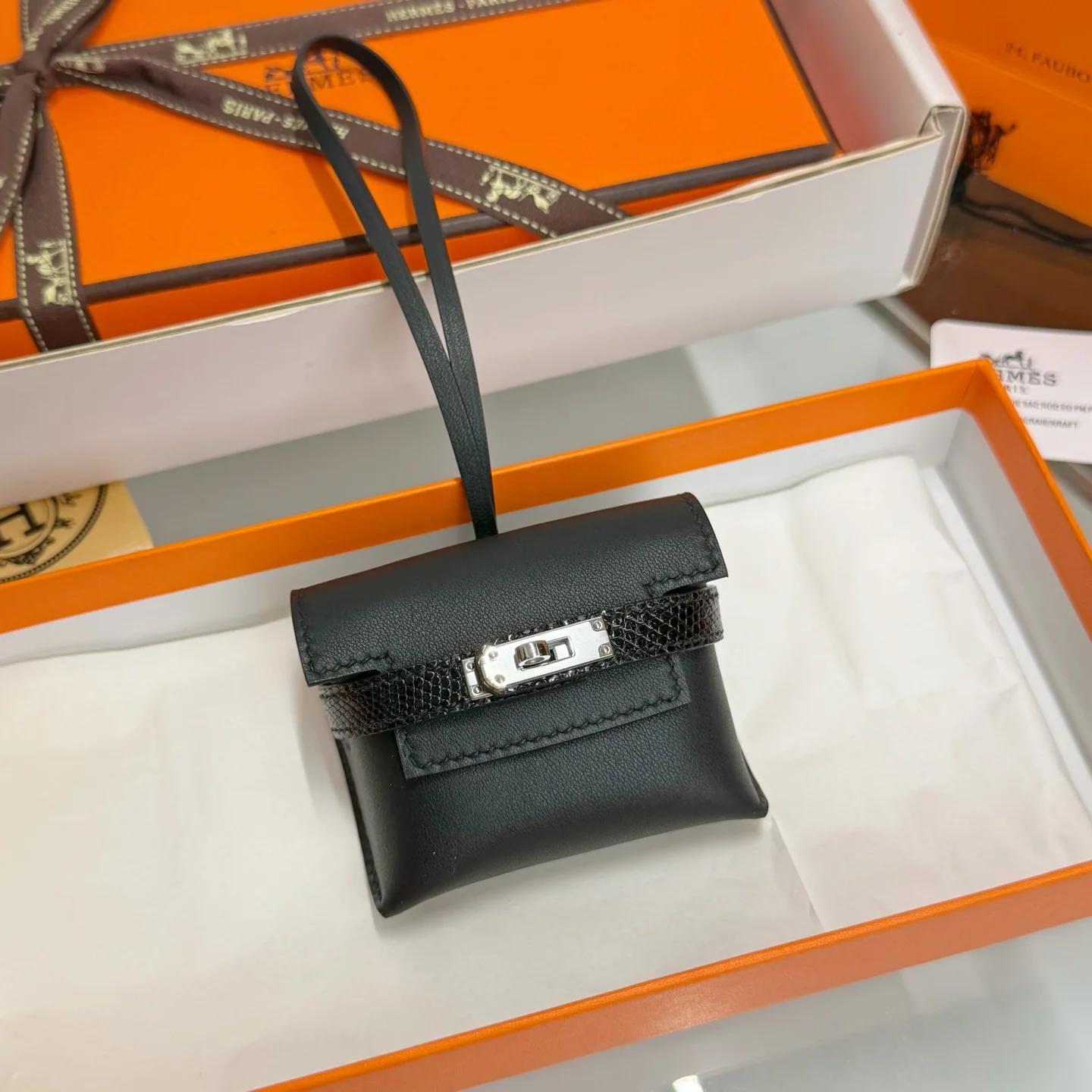 에르메스 켈리 레더 키링 상세 이미지 6