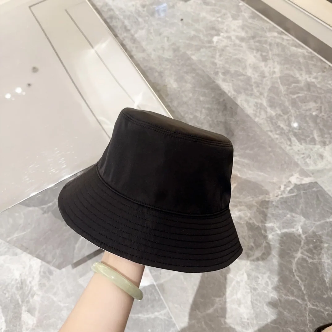 샤넬 양면 피셔맨 햇 모자 상세 이미지 6