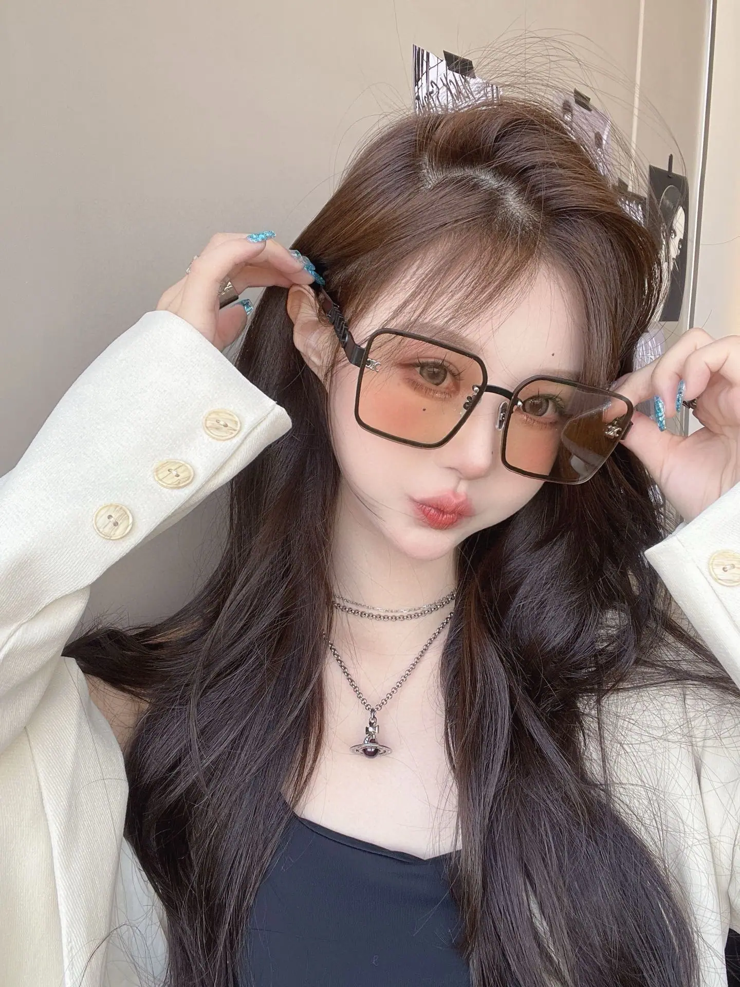 셀린느 선글라스 CL40215 상세 이미지 2