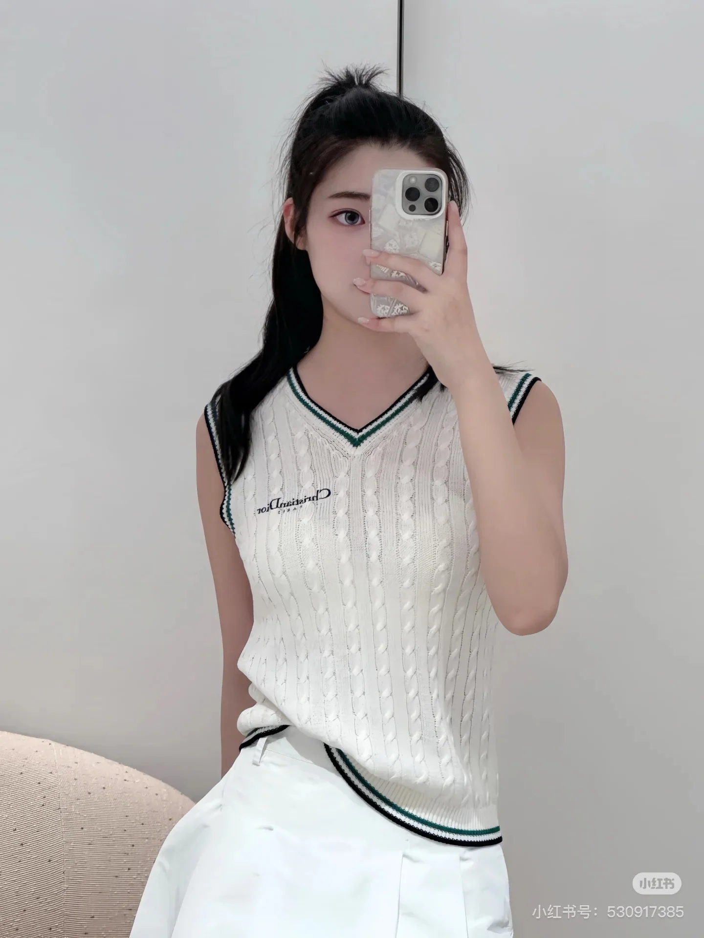 디올 레트로 케이블 V넥 니트 베스트 25 FW 상세 이미지 1
