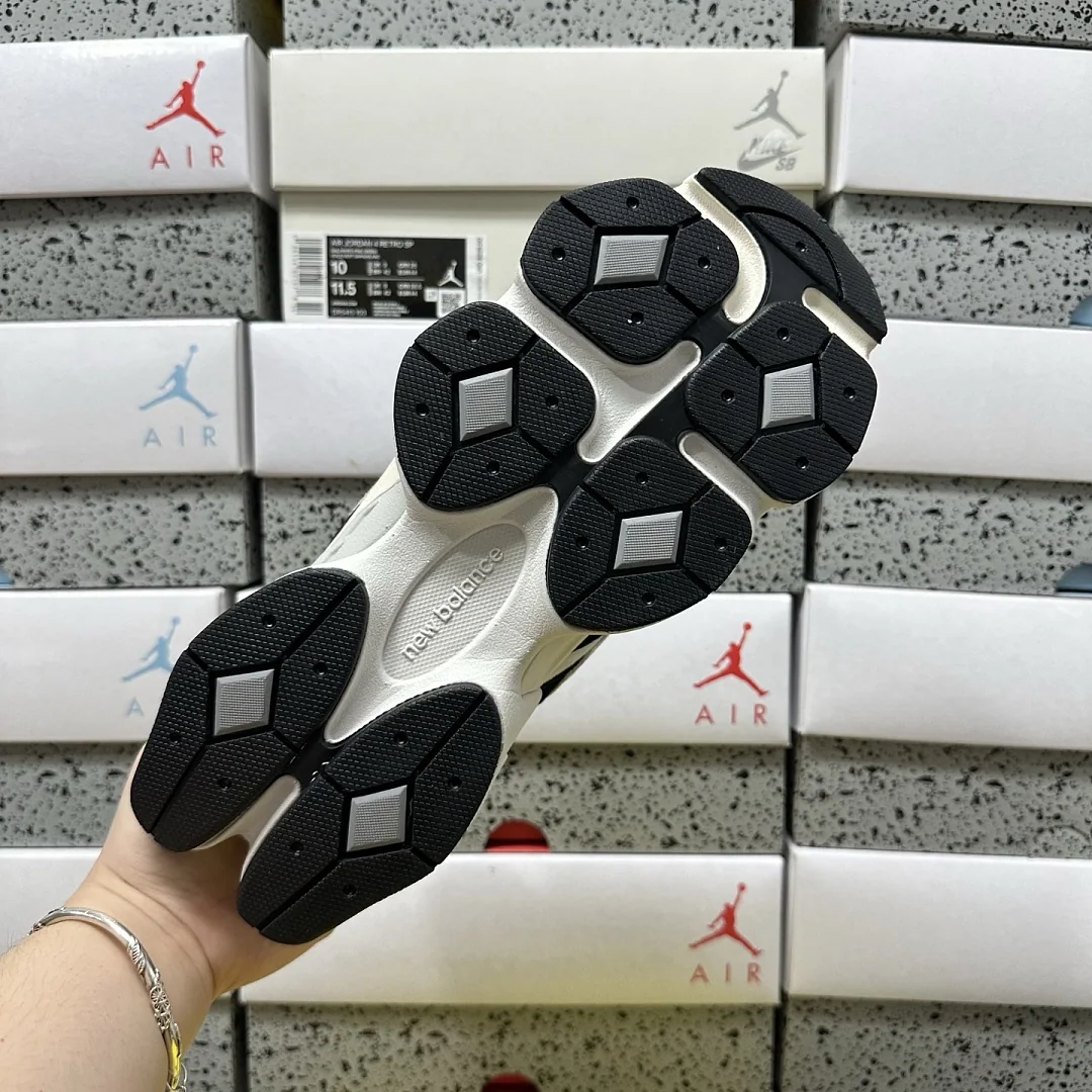 뉴발란스 [C] 9060 U9060JBB 202195 New Balance 9060 상세 이미지 5
