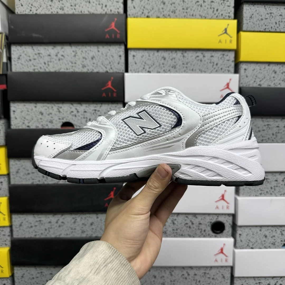 뉴발란스 [WZ] 530 MR530SG 202039 New Balance 530 White Silver Navy 상세 이미지 6