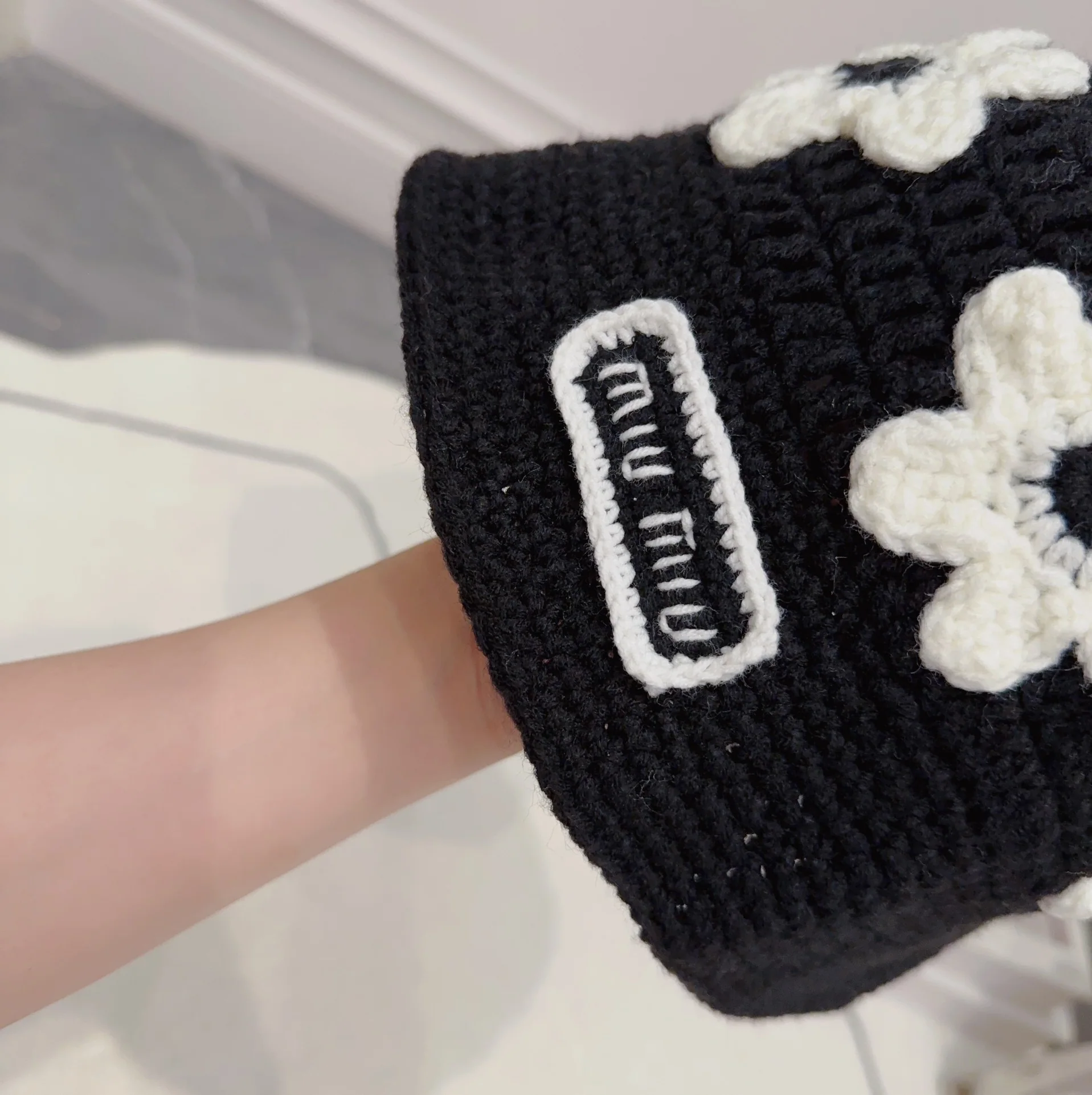 미우미우 모자 81127 Miu Miu Cap 상세 이미지 8