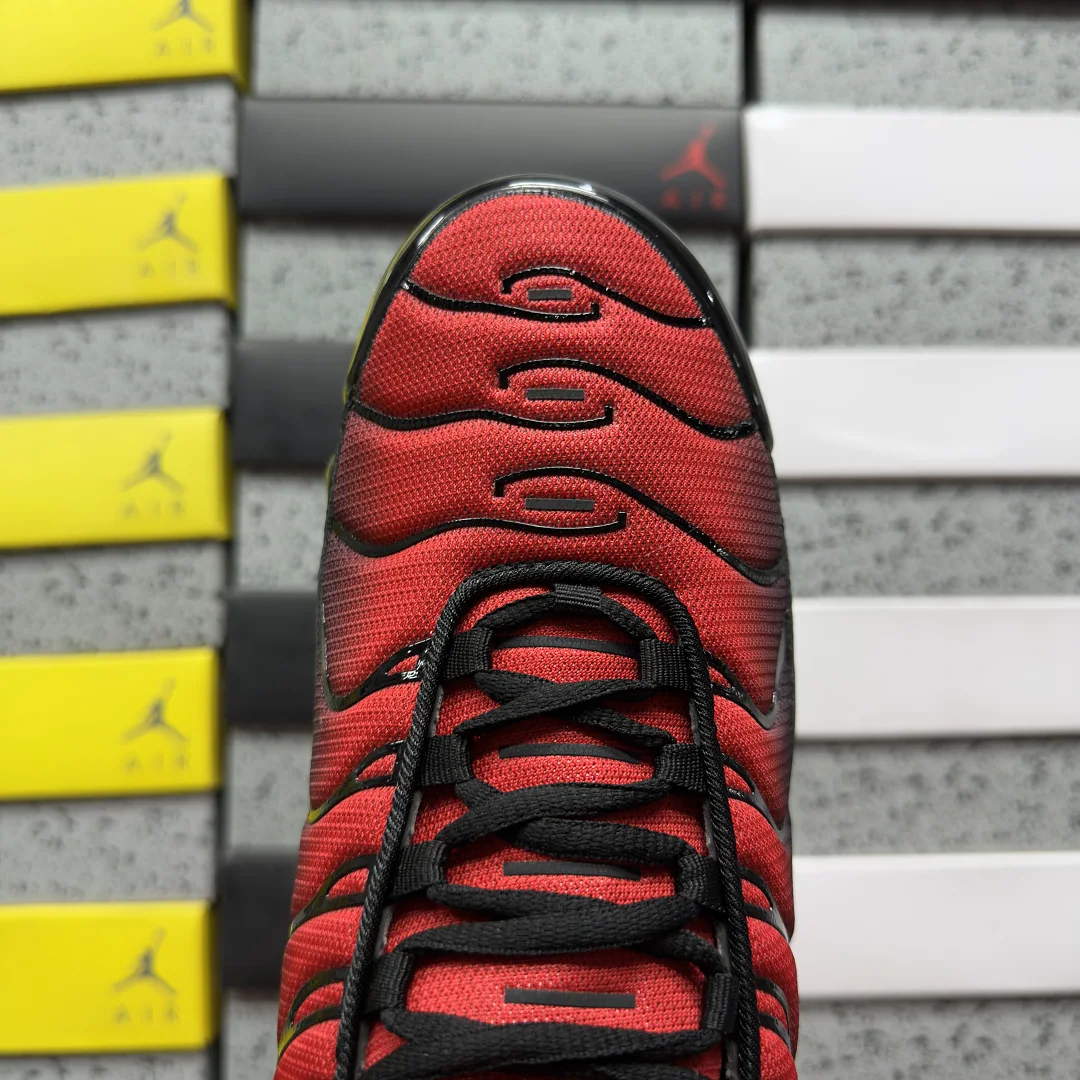 나이키 [BD] 에어 맥스 플러스 DC1936-001 201873 Nike Air Max Plus Deadpool 상세 이미지 9
