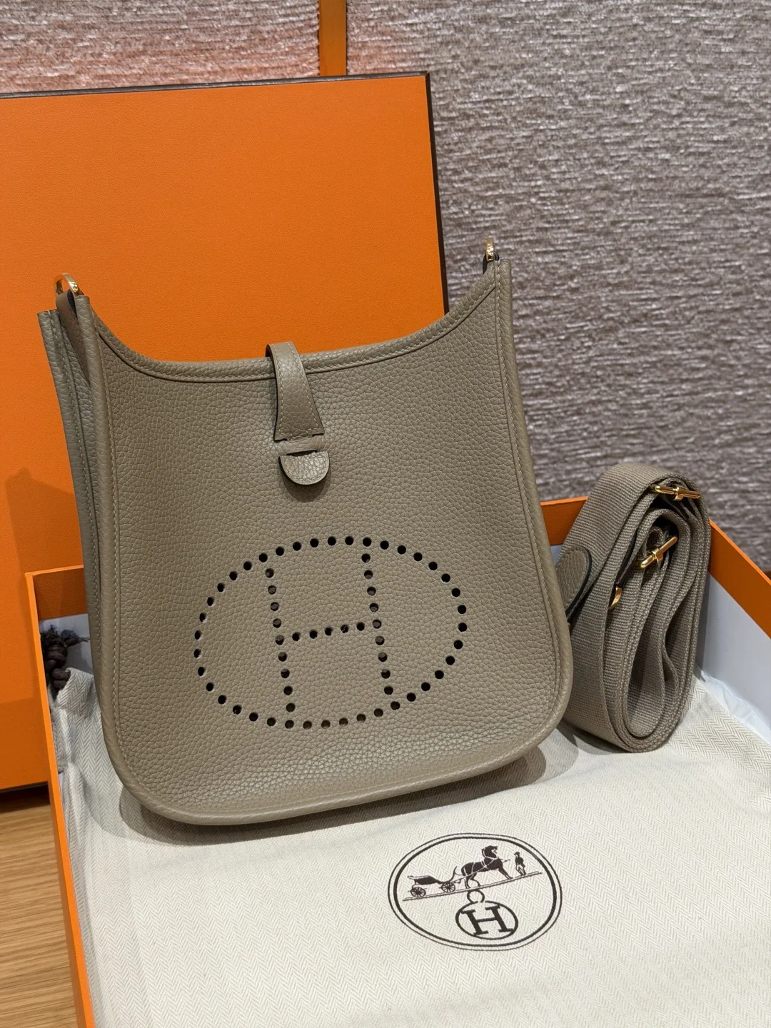 에르메스 에블린 스몰 숄더백 23 cm 144374