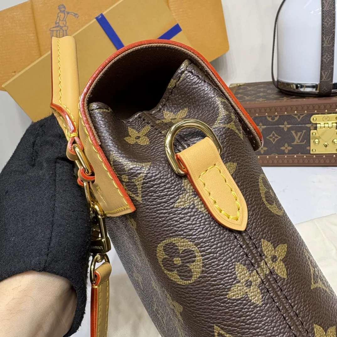루이비통 SOHO 미니 백팩 M14651 상세 이미지 9