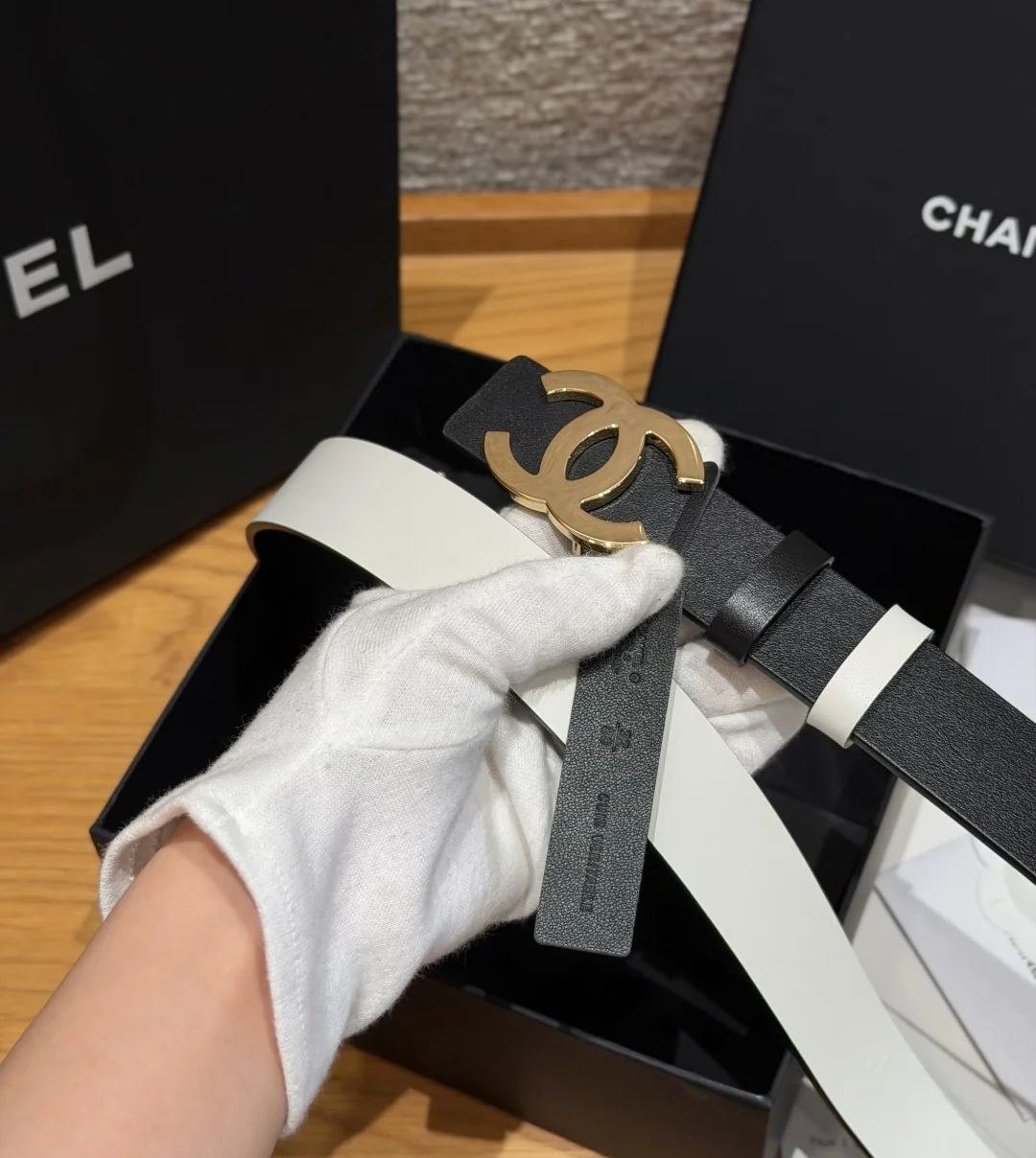 샤넬 리버시블 카프스킨 더블 C 버클 벨트 상세 이미지 8
