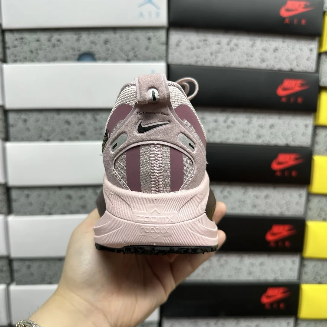 나이키 [XY] 보메로 18 201735 Nike Vomero 18 HQE98-014 상세 이미지 8