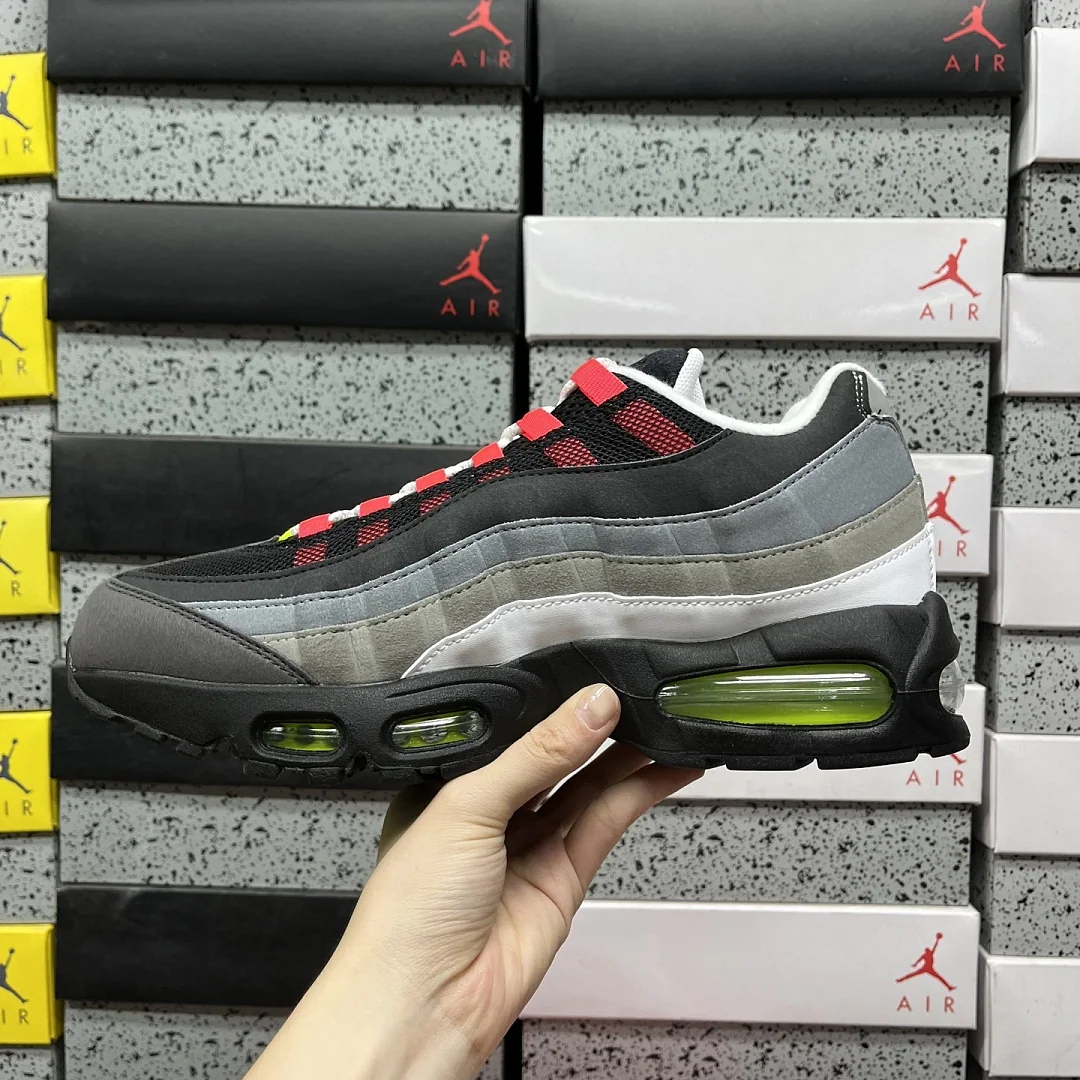 나이키 [GX] 에어 맥스 95 프리미엄 IM2211-001 202027 Nike Air Max 95 Premium Greedy 상세 이미지 9