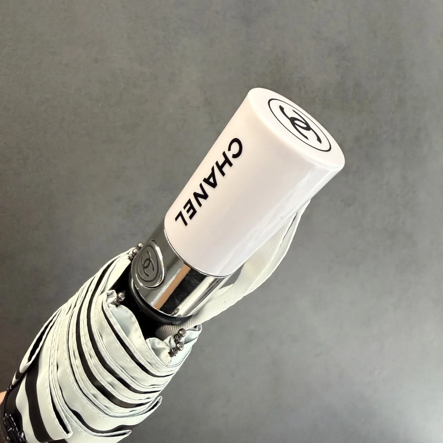 샤넬 우산 85333 Chanel Umbrella 상세 이미지 2
