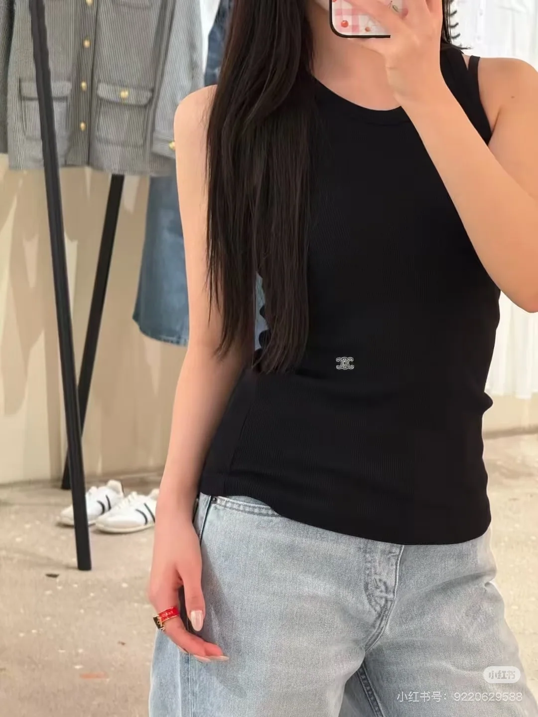 셀린느 개선문 로고 자수 크루넥 반팔 티셔츠 상세 이미지 3