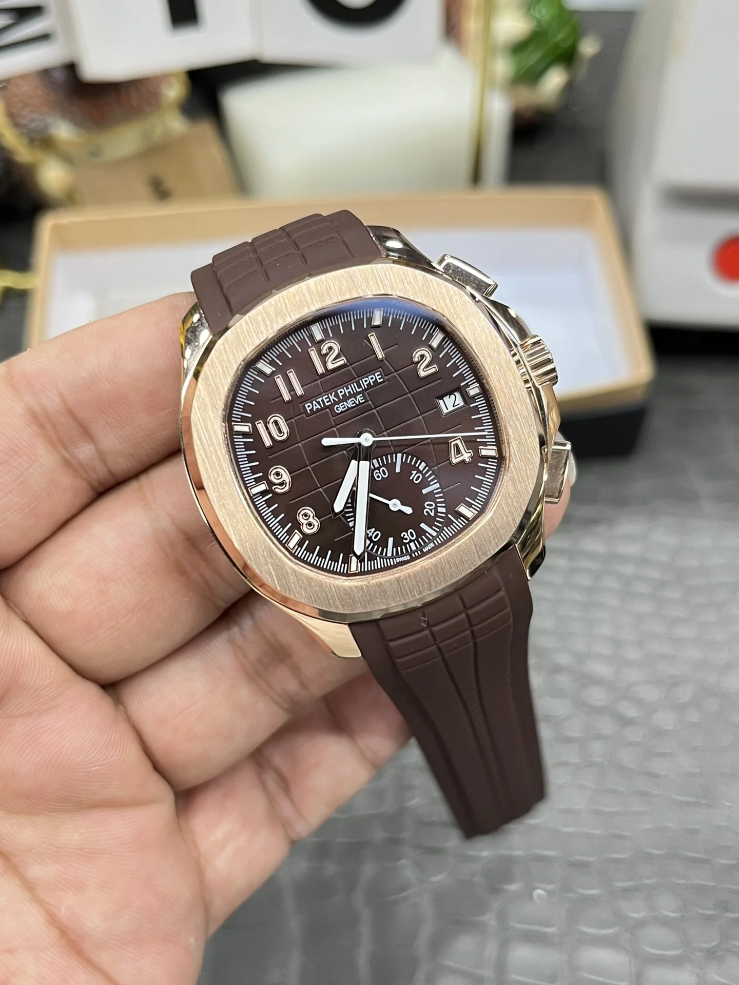 파텍필립 노틸러스 5968 크로노그래프 자동 레플리카 44004 Patek Philippe 상세 이미지 3