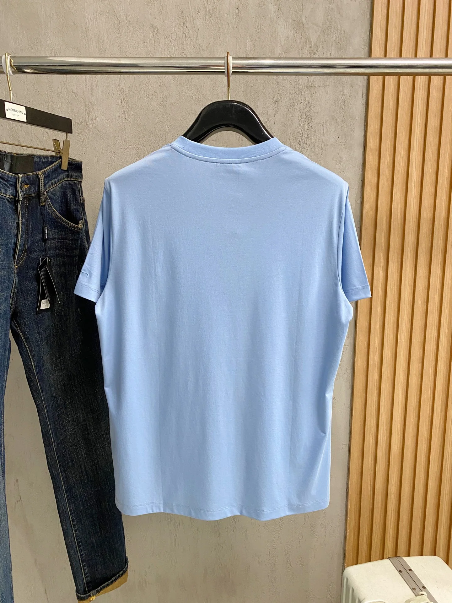 디올 크루넥 남성 반팔 티셔츠 상세 이미지 9