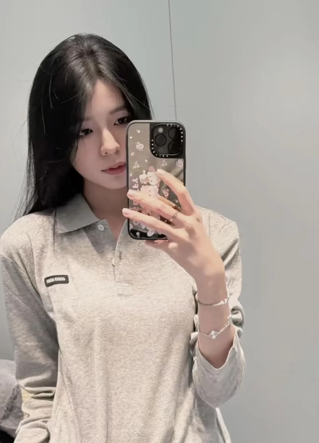 미우미우 크롭 폴로 긴팔 셔츠 상세 이미지 1