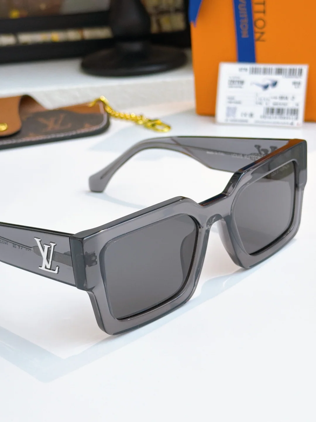 루이비통 선글라스 54961 Louis Vuitton Sunglasses 상세 이미지 8
