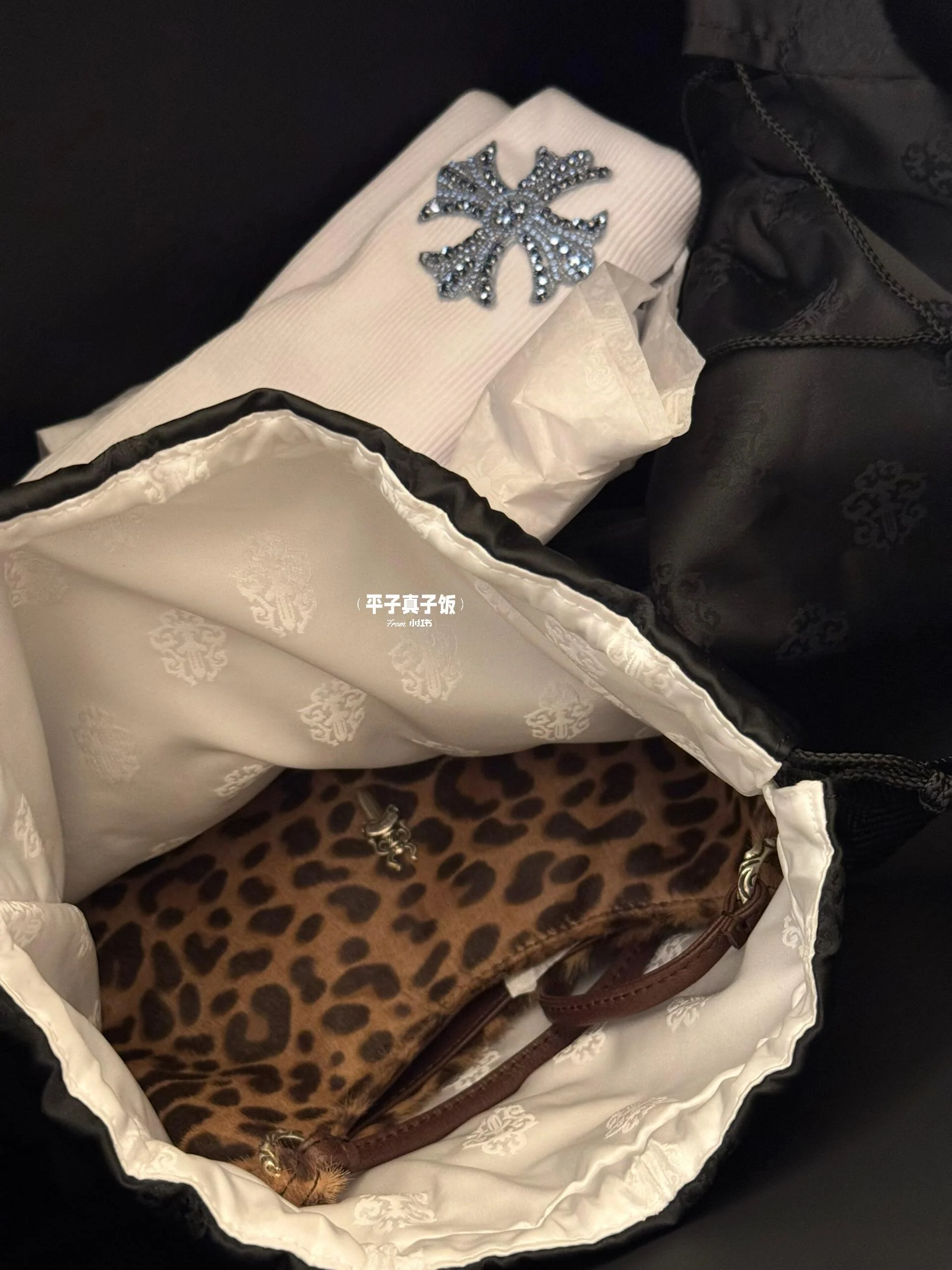 크롬하츠 레오파드 프린트 호스 헤어 숄더백 상세 이미지 6