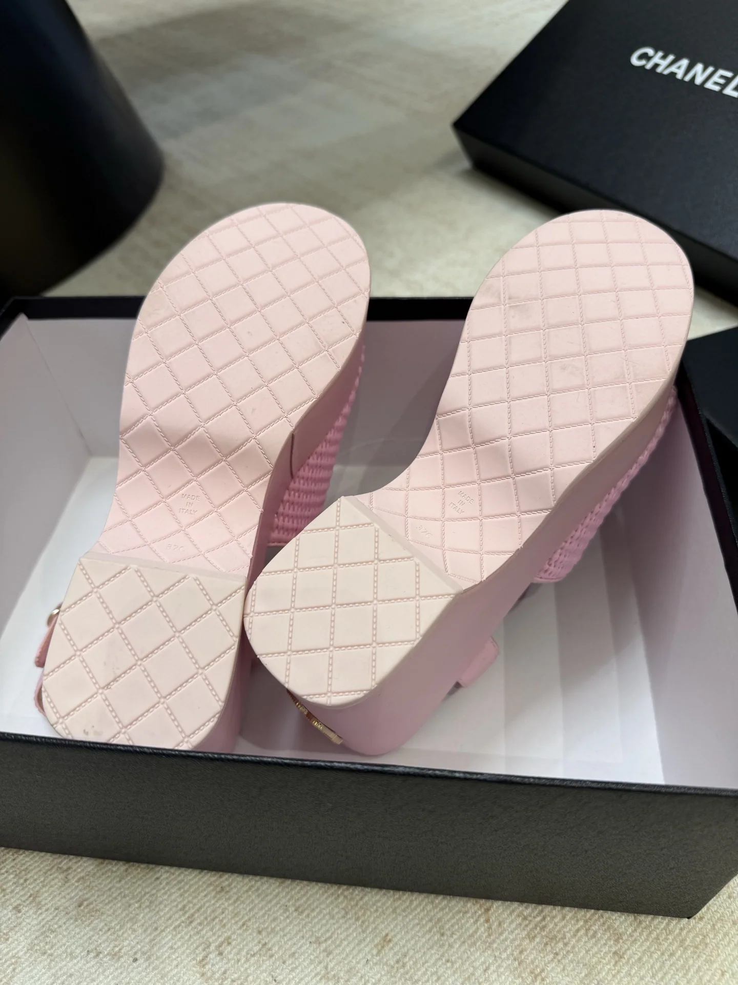 샤넬 나일론 직조 플랫폼 신발 상세 이미지 9