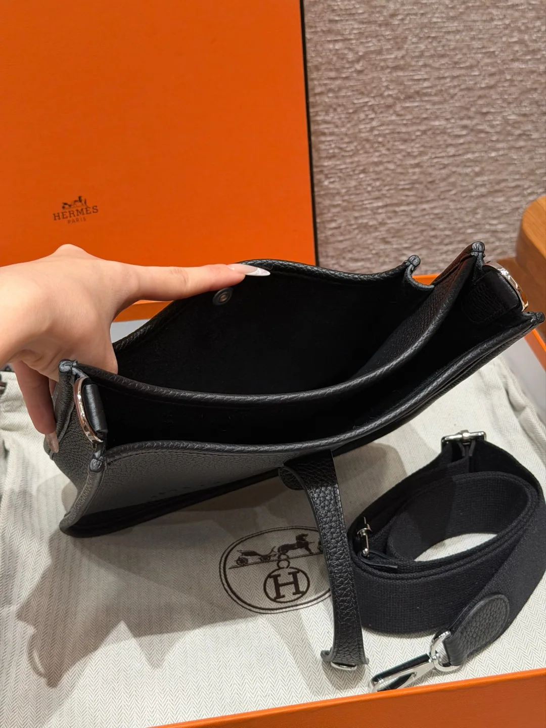에르메스 에블린 23 cm 가방 상세 이미지 7