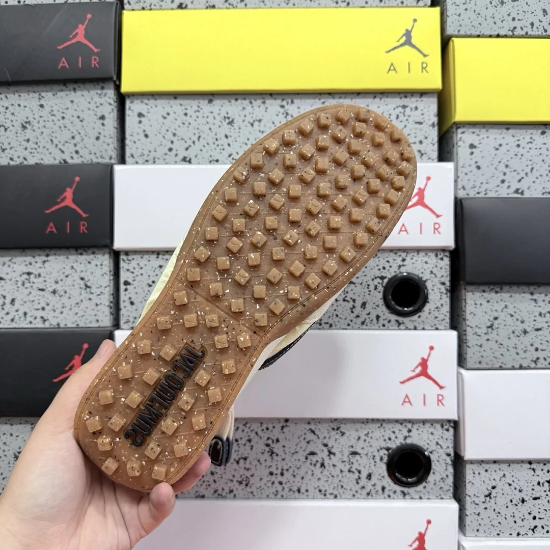 나이키 [GOD] HV8547-700 201598 Nike Moon Shoe SP Jacquemus Alabaster 상세 이미지 9