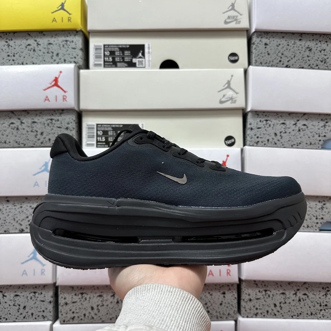 나이키 [5A] 보메로 프리미엄 SP IQ0627-001 201610 Nike Vomero Premium SP Black Mini Chrome 상세 이미지 3