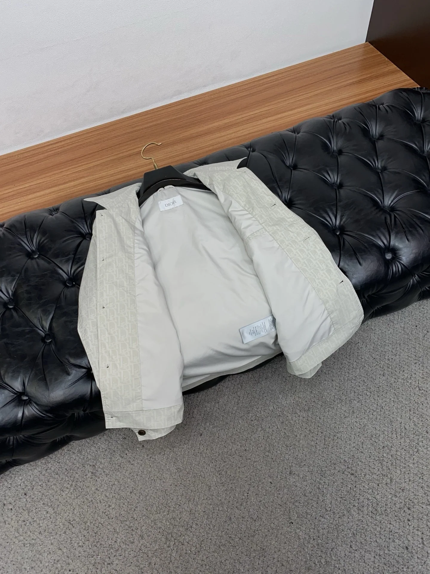 디올 슬림핏 카라 남성 자켓 상세 이미지 7
