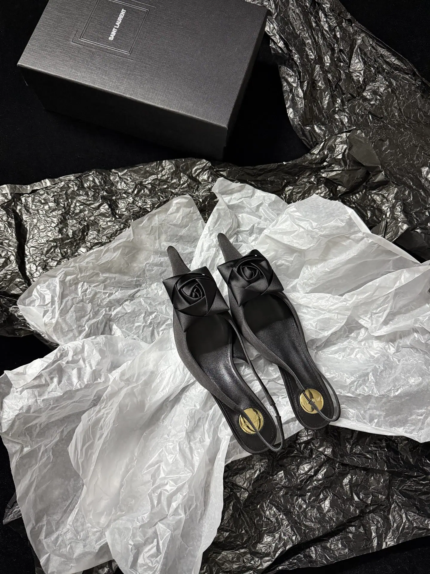 생로랑 YSL 장미 프린트 뾰족코 여성 신발 9363 상세 이미지 1