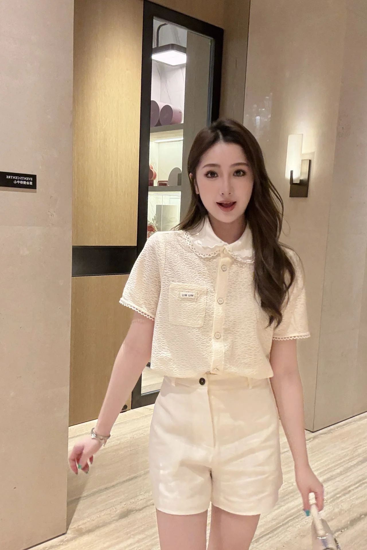 미우미우 레이스 카라 여성 반팔 셔츠 상세 이미지 1