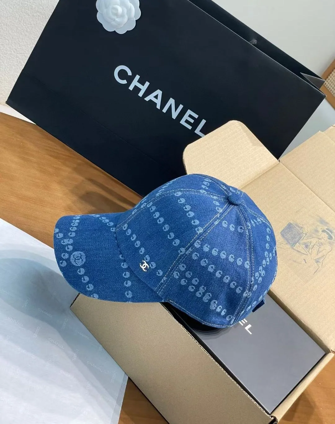 샤넬 라이트 데님 베이스볼캡 상세 이미지 3
