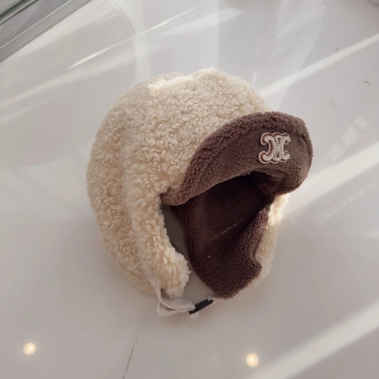 셀린느 컬러 블록 램울 이어머프 모자 상세 이미지 4