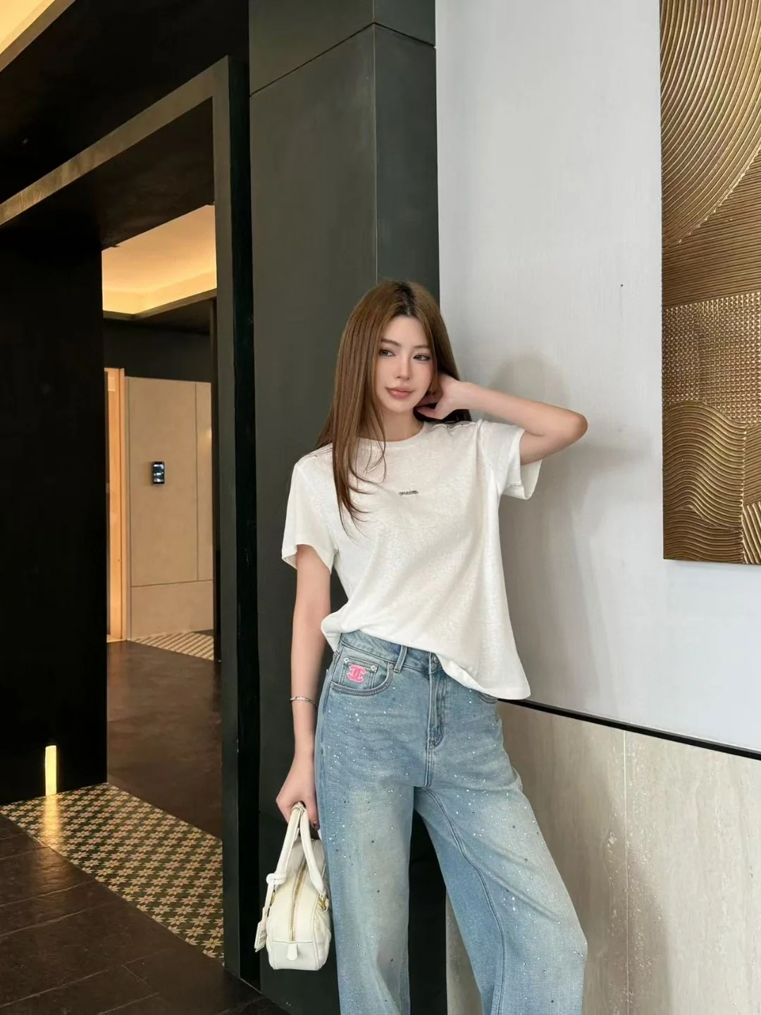 샤넬 크루넥 코튼 반팔 티셔츠 2026 SS 상세 이미지 2