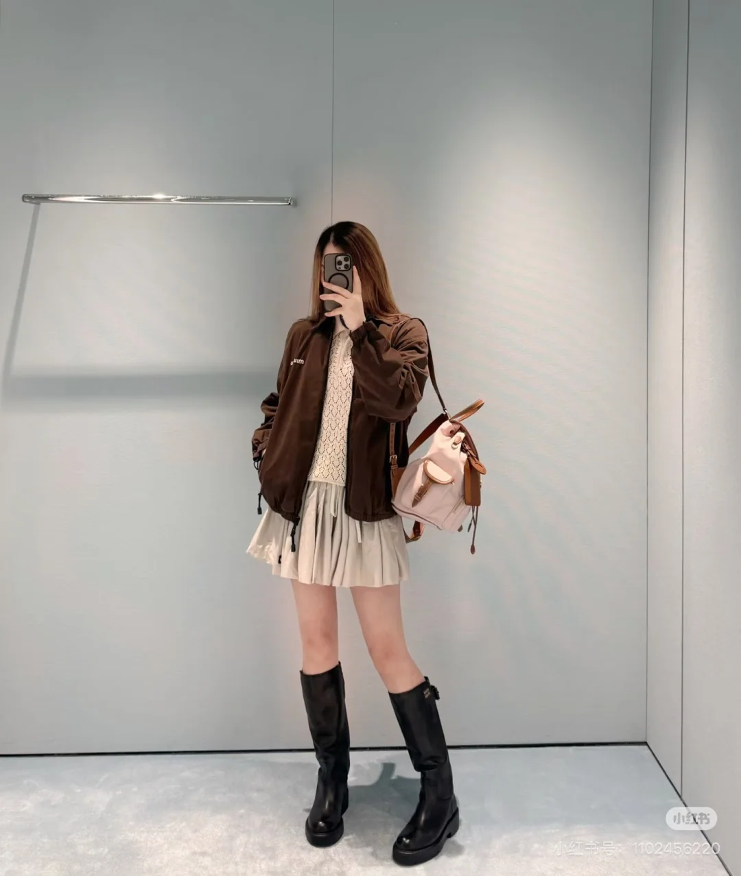 미우미우 다크브라운 지퍼업 캐주얼 자켓 상세 이미지 5