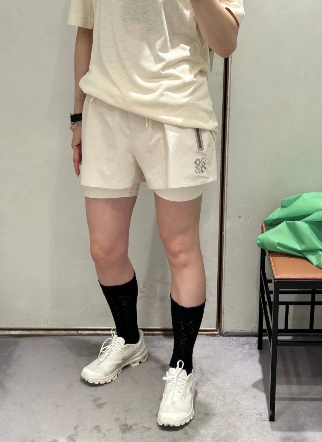 로에베 투피스 디자인 여성 반바지 상세 이미지 6