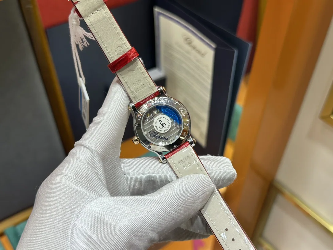 쇼파드 해피 다이아몬드 NR 공장 5 다이아 여성 시계 레플리카 45048 Chopard 상세 이미지 8