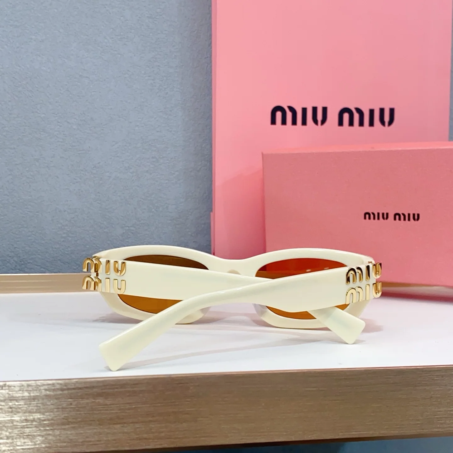 미우미우 선글라스 MU 04 UV 상세 이미지 9