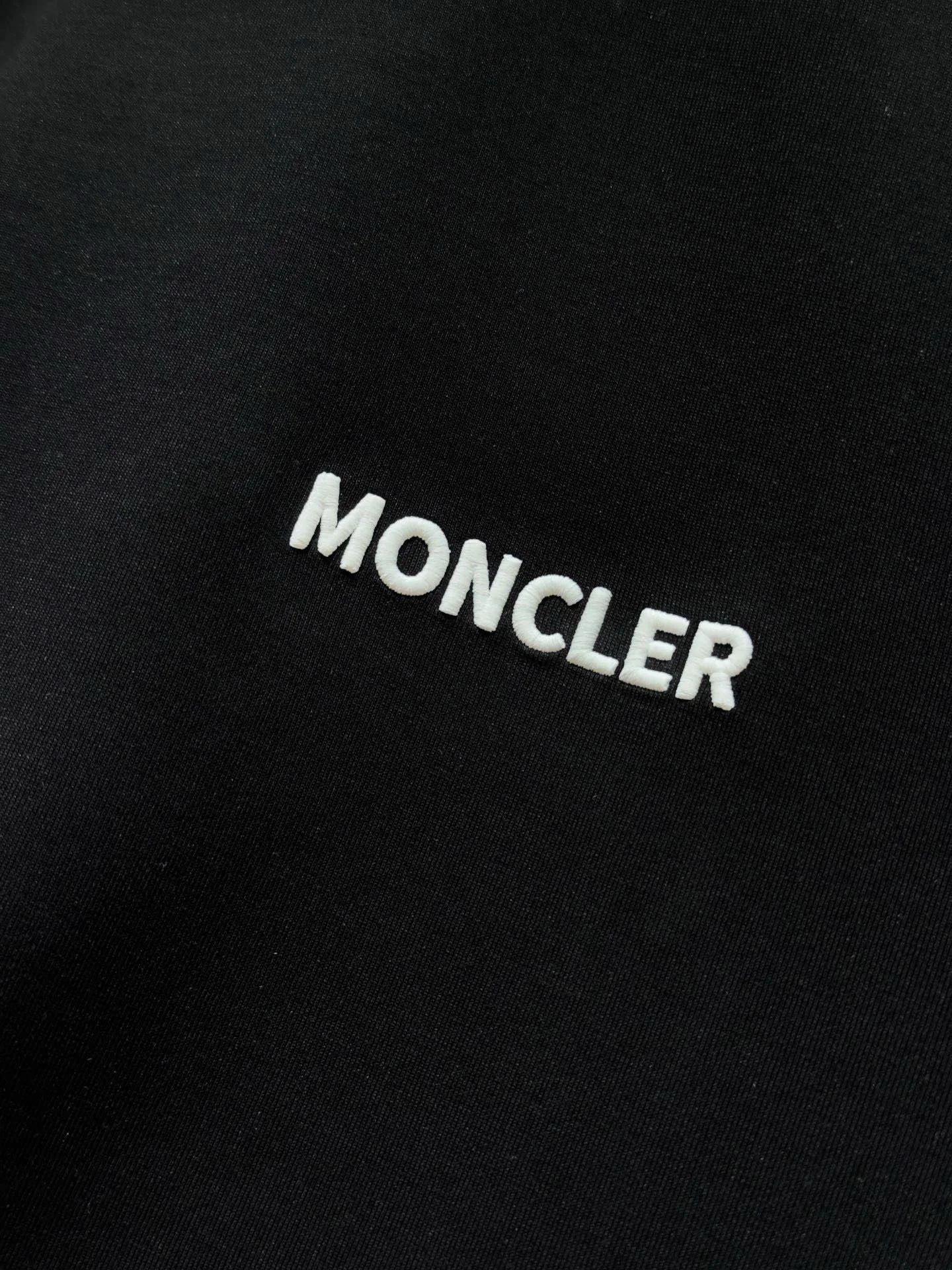 몽클레어 남성 크루넥 반팔 티셔츠 상세 이미지 8