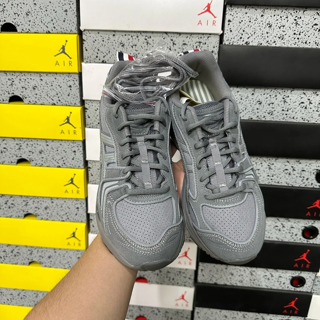 아식스 [ZC] 젤 카야노 14 1203B110-020 200456 Asics Gel-Kayano 14 Thom Browne Grey 상세 이미지 3